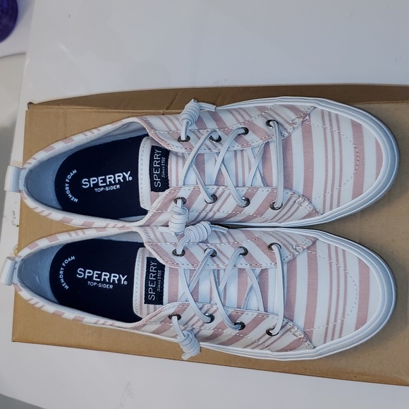 Sperry Crest Style Beach Shoes